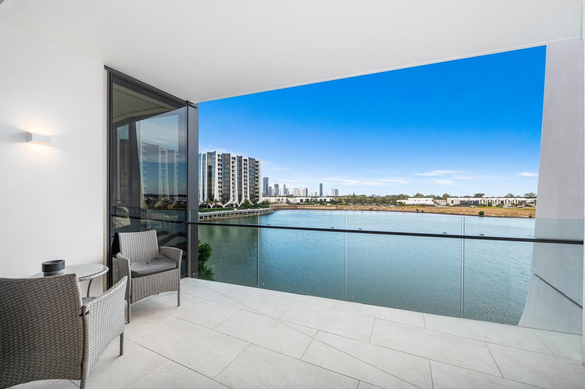 The Lanes A Life Of Luxury. Apartment Gold Coast